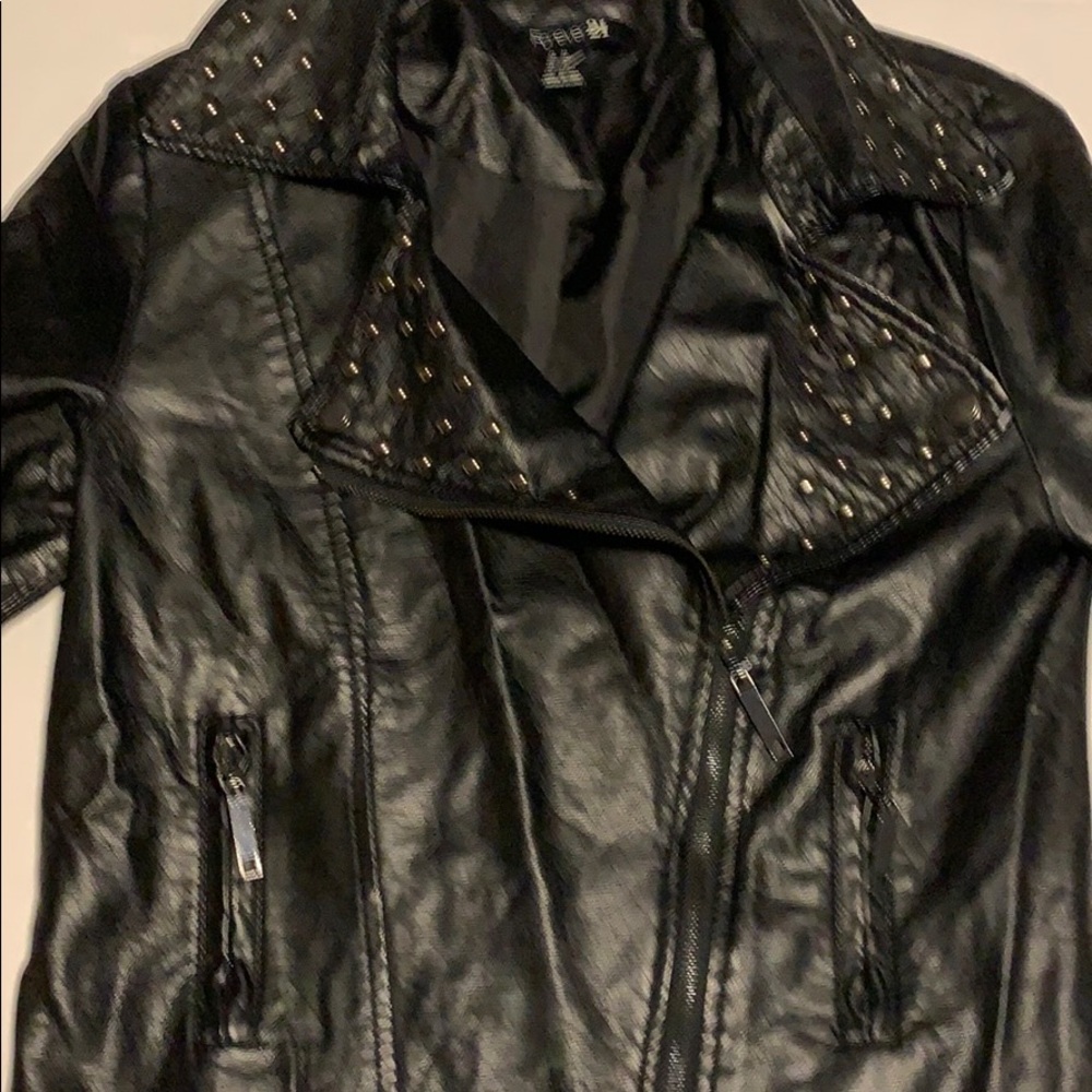 NWOT studded faux leather jacket - Picture 7 of 11